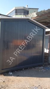 21m2. Beşik Çatılı Ev Konteyner Antrasit Renk