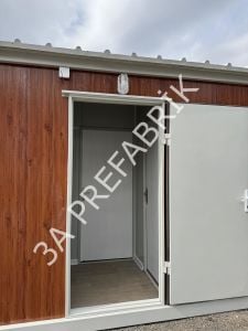 Çatılı  Ahşap Desenli Yaşam Konteyneri-27m2.