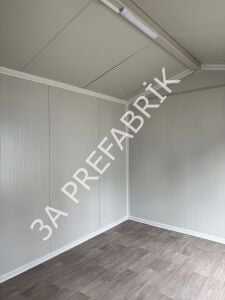 Düz Çatılı Beyaz Gövdeli Bağ Bahçeye Konteyner-27m2.